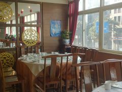 靠窗位-粤香村(清真川菜店)