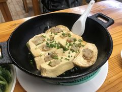 坑螺煲豆腐-水库河鲜村