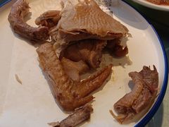 -赶海部落海鲜城(海阳路店)