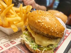 照烧凤梨牛肉特堡-The Habit Burger Grill 哈比特汉堡(爱琴海店)