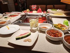 -海底捞火锅鲜切牛肉主题店(长寿路店)
