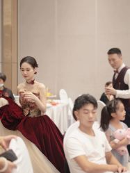 -LAFINE 兰斐婚纱礼服馆