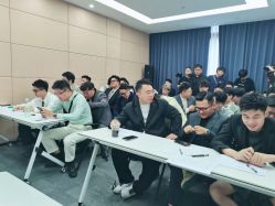 点击看大图 -浙江1+1主持人工作室