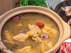 -邹开喜·炭炉鸡煲·海鲜火锅(虹口足球场店)
