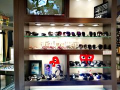 -视野联行眼镜蔡司·依视路官方授权店(顺城店)