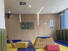 -亲亲袋鼠托育早教·思维专注力·棕熊英语(鼓楼恒力城店)