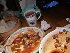 -洞庭土菜小炒馆(易发广场店)
