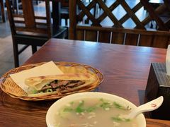-王记驴火河间驴肉火烧(长青店)