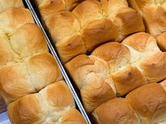 -HOT CRUSH趁热集合·现烤面包(上海环球港店)