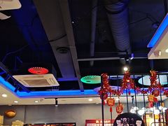 -老街烧烤大排档·地道湖北菜·龙虾馆(汉口火车站店)