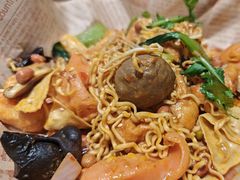 -红渡小香·牛肉麻辣香锅(车站南路店)