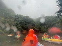 -安吉龙王山峡谷漂流