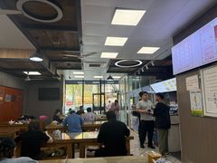 -陇上全荟兰州传统牛肉面(延吉路店)