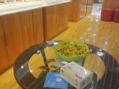 -MiRi眼镜连锁·蔡司·尼康控优点合作店(莘庄店)