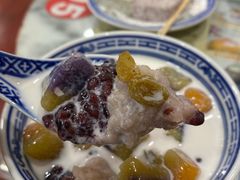 -广信牛奶甜品世家(台东店)