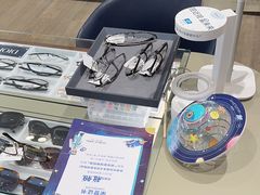 -LensCrafters亮视点(港汇恒隆广场店)