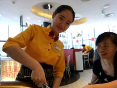 -必胜客(武汉欢乐谷店)