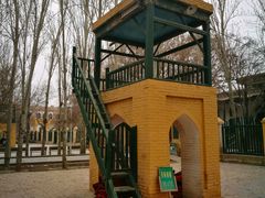 -艾提尕尔清真寺