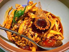 敲糖棒棒鸡-辛香汇·现炒川菜(淮海路百盛店)