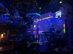 -TZ House音乐现场(来福士中心店)