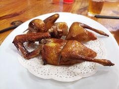 蒜香乳鸽-富哥食店