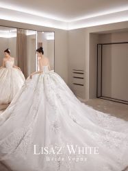 点击看大图 -Renee芮亦婚纱