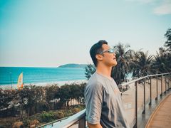 -亚龙湾中心广场