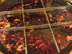 -岗上渣渣老火锅(两路口店)