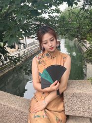 -一揽芳华汉服旗袍体验馆(拙政园店)