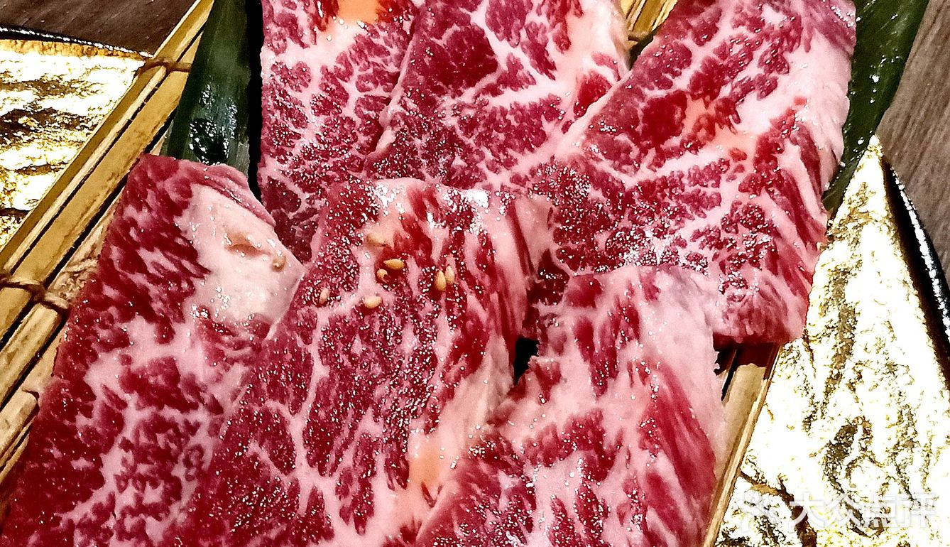 放假想吃肉 溜达一圈 日本烧肉还是吃牛角 