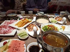 -龙聚德北京烤鸭(沙坪坝华宇A馆店)