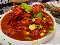 -海盗船. 龙虾烧烤. 酒馆
