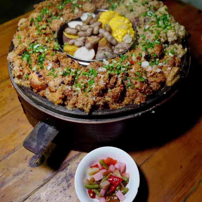 叠翠园特色中餐-"今天朋友带我们到崇州一家很有特色的餐馆—.