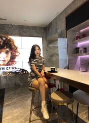 -TONI&GUY