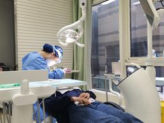 -雅悦齿科(顾村公园店)