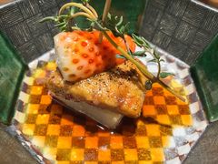 红酒鲜鹅肝寿司-贰捌零叁精致料理(钱湖店)