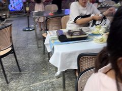 -刘姐啤酒鱼民族演艺餐厅(西街总店)