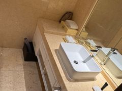 -深圳湾科技园丽雅查尔顿酒店