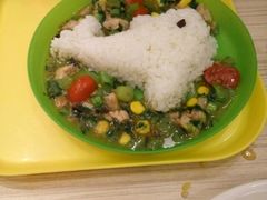 -卢家妈妈·西餐厨房(卜蜂中心店)