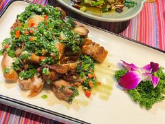 -香巴拉云南餐厅(华莱坞店)