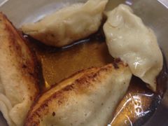 -黄阿姨锅贴大王(万航渡路店)