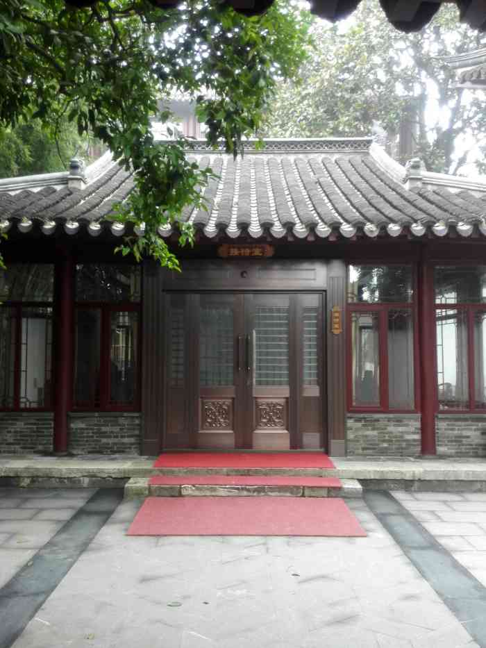 焦山行宫-"行宫就位于焦山风景区内,相传清朝乾隆皇帝.