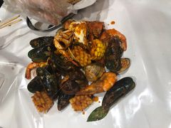 -席娜卡琳火车铁道夜市