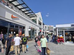 -NIKE上海青浦优选体验店