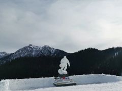 -丝绸之路山地度假区滑雪场