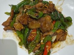 辣椒炒肉-北平盛世·新京菜·北京烤鸭(劲松·双井店)