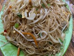 -蚝哥花姐湛江烤生蚝(美丽湾市场店)