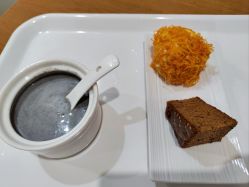 -菁幼月子会所(儿童医院店)