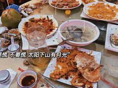 -三亚火车头万人海鲜广场