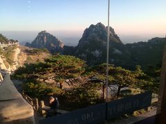 -光明顶山庄